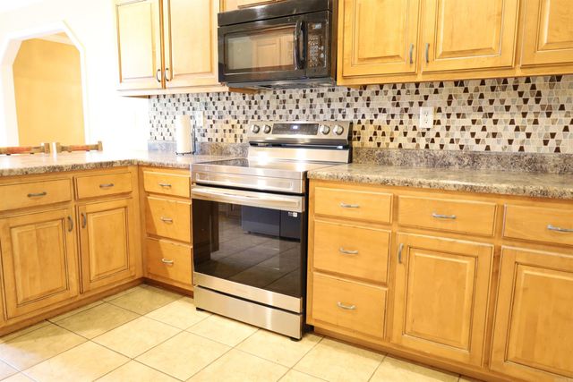 231 County Road 7452 Road, Jonesboro, AR 72405