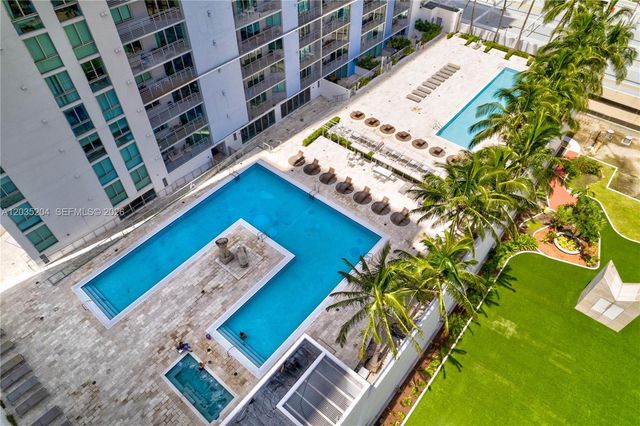 335 S Biscayne Blvd 3108, Miami, FL 33131