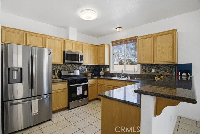 751 Pino Avenue, Lancaster, CA 93535