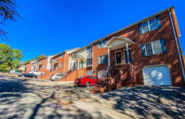 803 King James ST, Roanoke, VA 24016