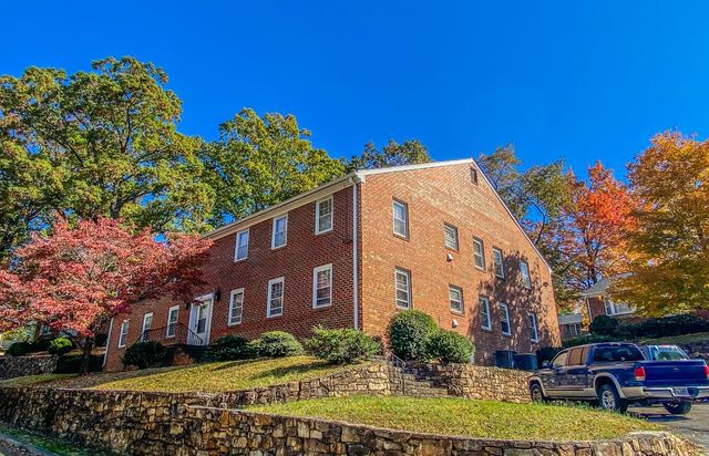 803 King James ST, Roanoke, VA 24016