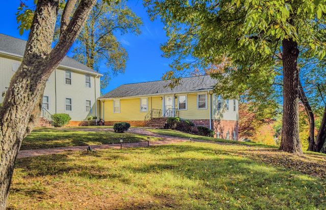 803 King James ST, Roanoke, VA 24016