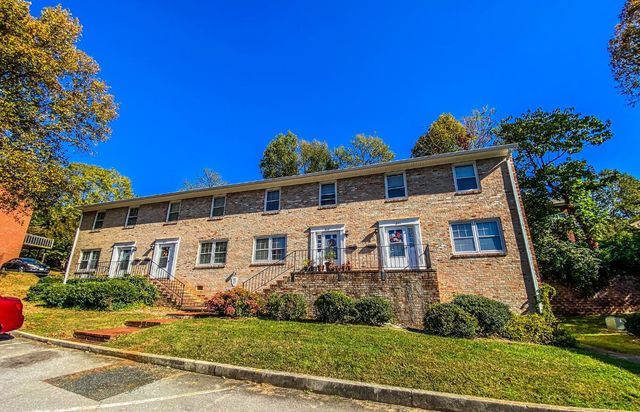 803 King James ST, Roanoke, VA 24016