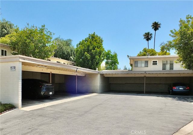 111 N Center, Redlands, CA 92373