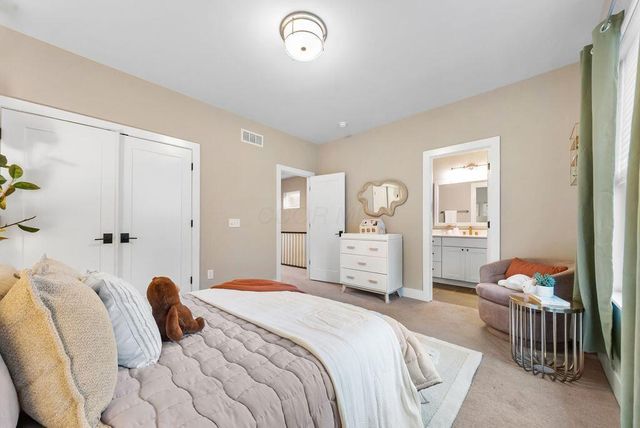 954 W 1st Avenue, Grandview Heights, OH 43212