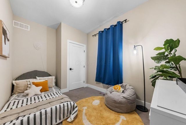 954 W 1st Avenue, Grandview Heights, OH 43212