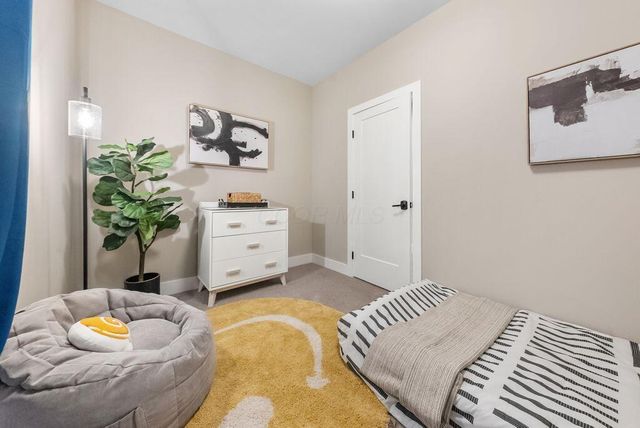 954 W 1st Avenue, Grandview Heights, OH 43212