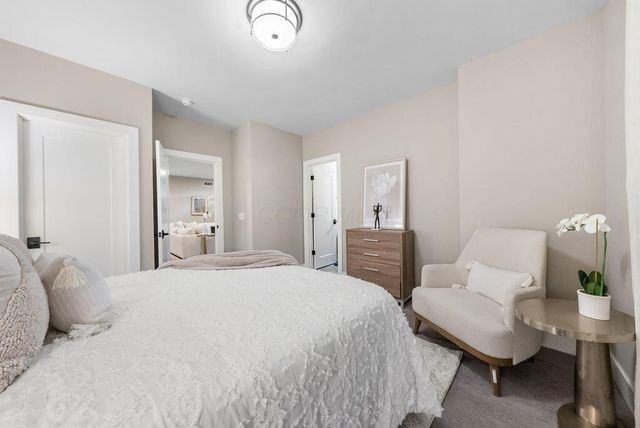 954 W 1st Avenue, Grandview Heights, OH 43212