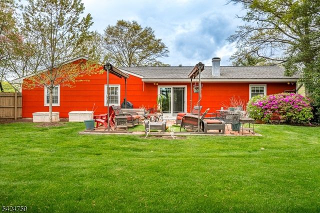 27 Landry Rd, Franklin Twp., NJ 08873