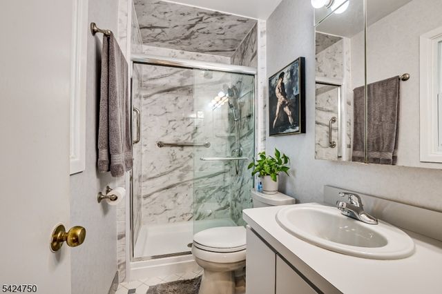 27 Landry Rd, Franklin Twp., NJ 08873