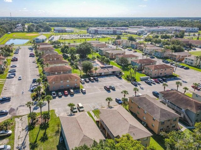 714 Michigan Ct Apt 2, St Cloud, FL 34769