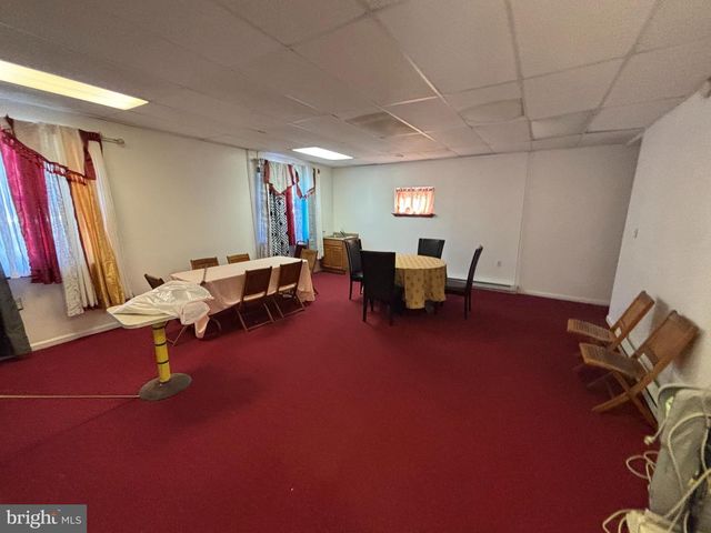 5926-32 LANSDOWNE AVE, Philadelphia, PA 19151