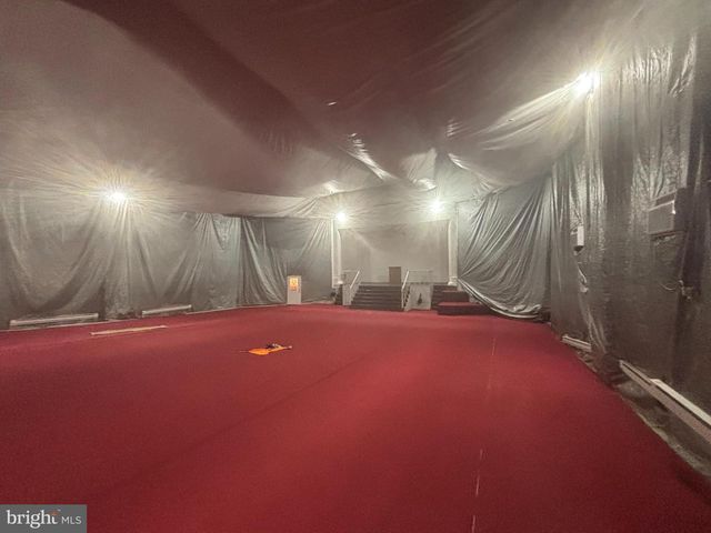 5926-32 LANSDOWNE AVE, Philadelphia, PA 19151