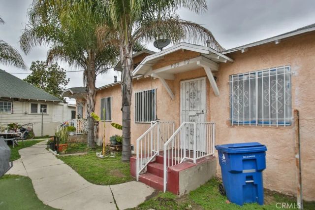 823 W 81st Street, Los Angeles, CA 90044