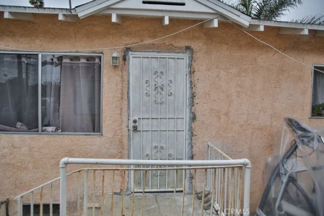 823 W 81st Street, Los Angeles, CA 90044