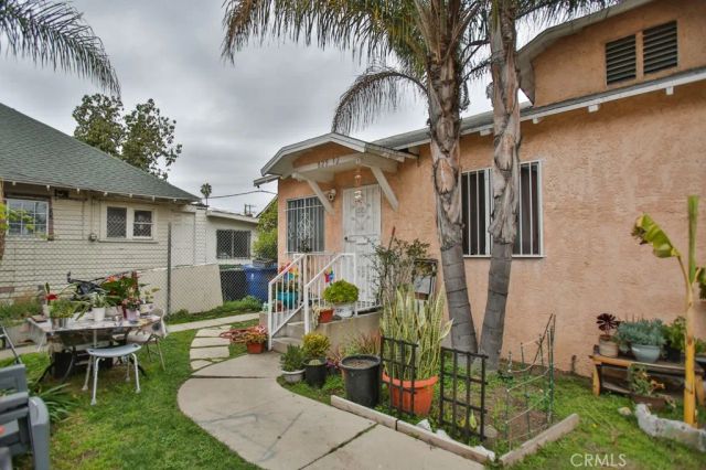 823 W 81st Street, Los Angeles, CA 90044