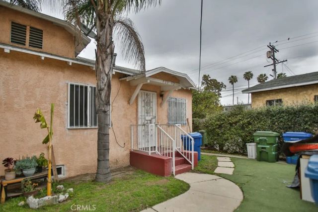 823 W 81st Street, Los Angeles, CA 90044