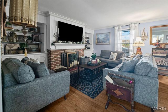 3838 Omega Street, Alton, IL 62002