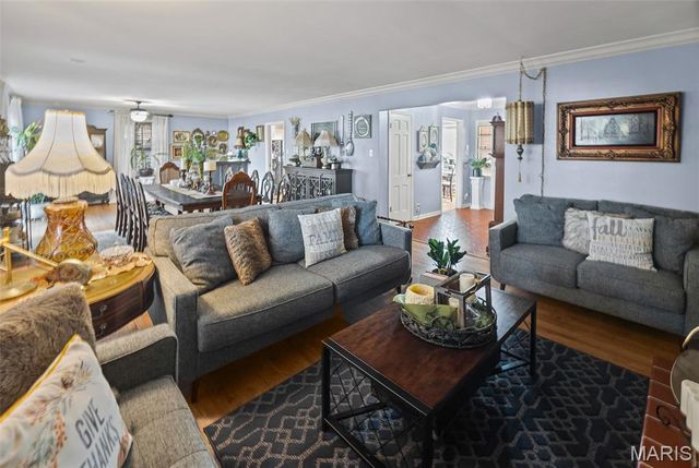 3838 Omega Street, Alton, IL 62002