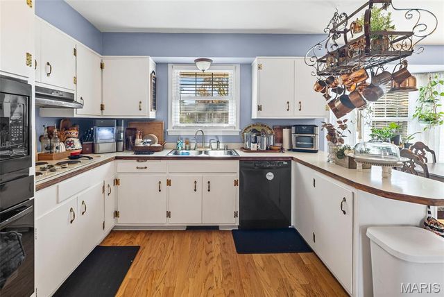 3838 Omega Street, Alton, IL 62002