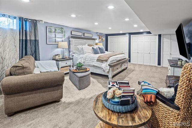 3838 Omega Street, Alton, IL 62002