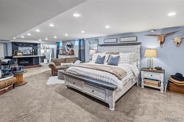 3838 Omega Street, Alton, IL 62002