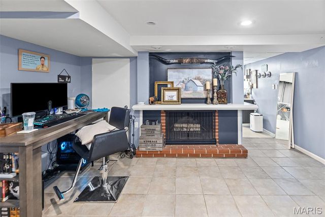 3838 Omega Street, Alton, IL 62002