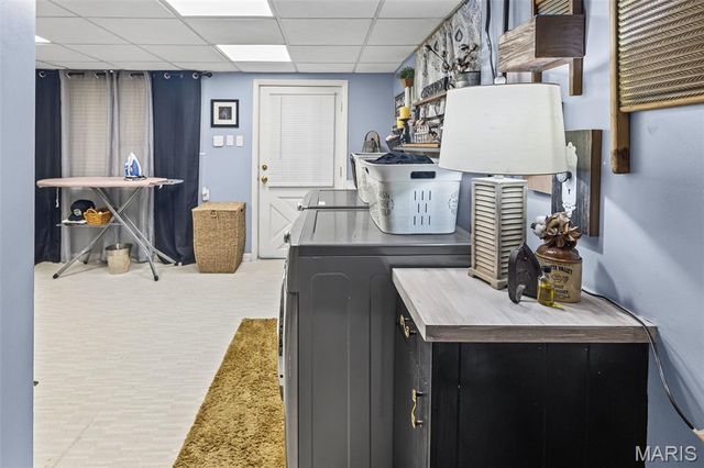 3838 Omega Street, Alton, IL 62002