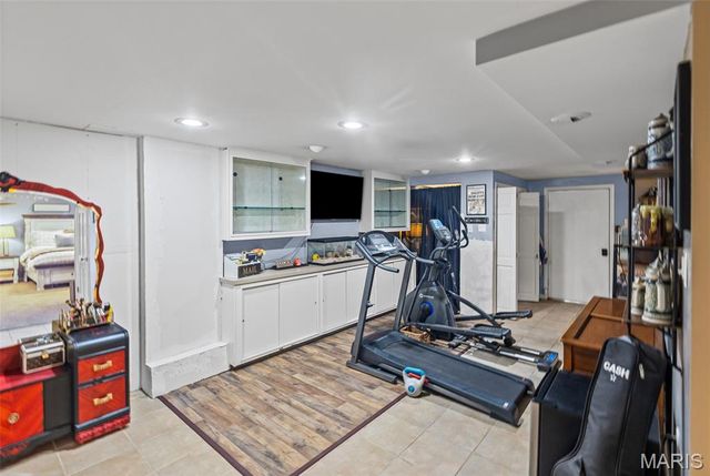 3838 Omega Street, Alton, IL 62002