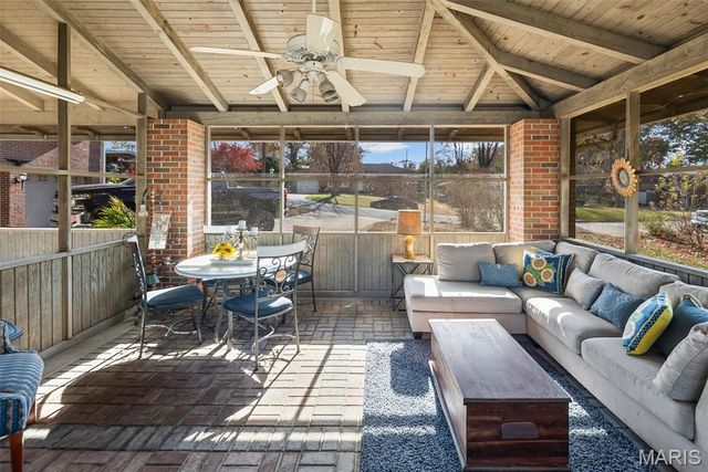 3838 Omega Street, Alton, IL 62002