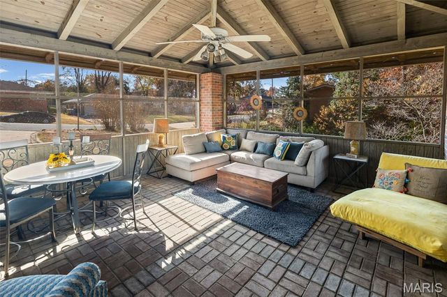 3838 Omega Street, Alton, IL 62002