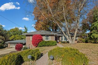 3838 Omega Street, Alton, IL 62002