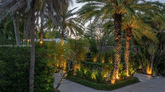 2440 N Shore Ter, Miami Beach, FL 33141