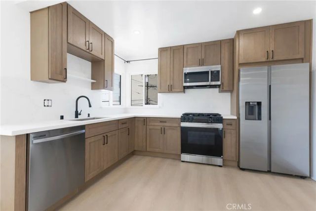 6300 Orange Street 13, Los Angeles, CA 90048