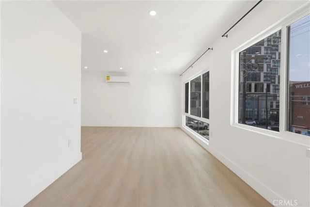 6300 Orange Street 13, Los Angeles, CA 90048