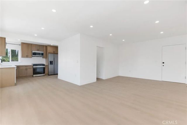 6300 Orange Street 13, Los Angeles, CA 90048