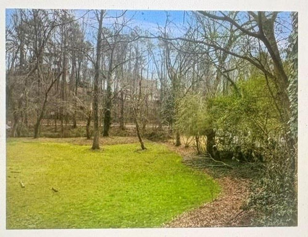 Image 1 of property listing at 1739 Wayland Circle NE, Atlanta, GA 30319