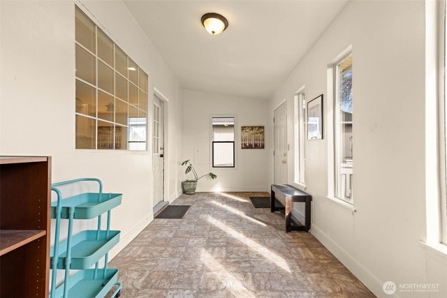 2131 S Cushman Avenue, Tacoma, WA 98405