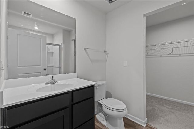 408 Forecastle ST, Portsmouth, VA 23702