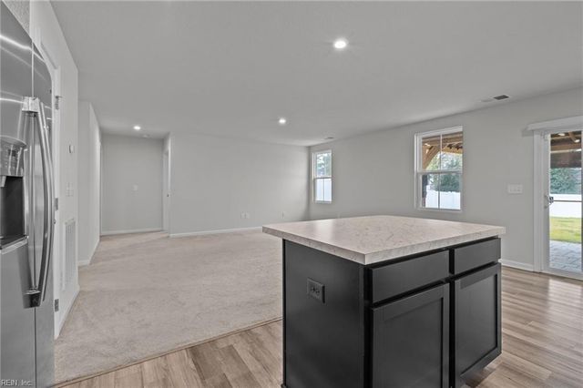 408 Forecastle ST, Portsmouth, VA 23702