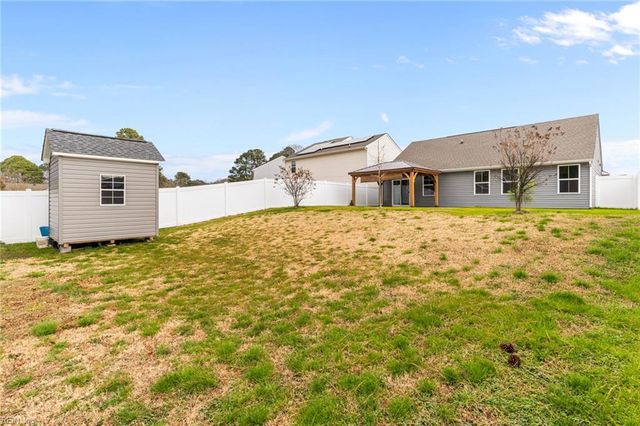 408 Forecastle ST, Portsmouth, VA 23702