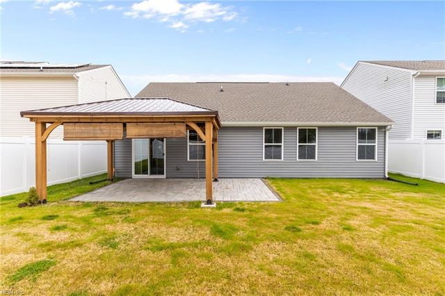 408 Forecastle ST, Portsmouth, VA 23702