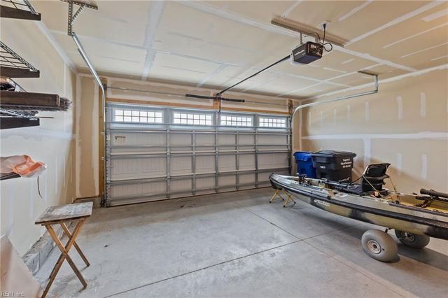 408 Forecastle ST, Portsmouth, VA 23702