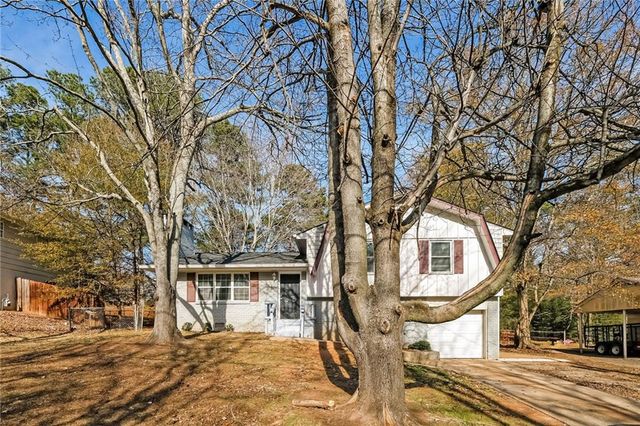 942 Majesty Lane, Morrow, GA 30260