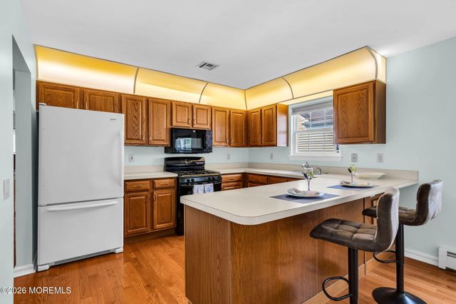 27 Abergele Drive, Toms River, NJ 08757