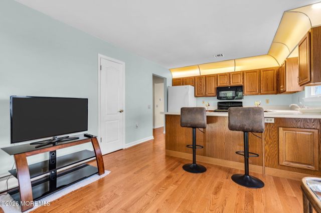 27 Abergele Drive, Toms River, NJ 08757