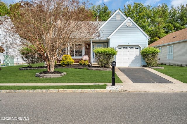 27 Abergele Drive, Toms River, NJ 08757
