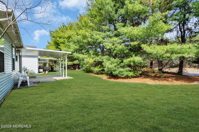 27 Abergele Drive, Toms River, NJ 08757