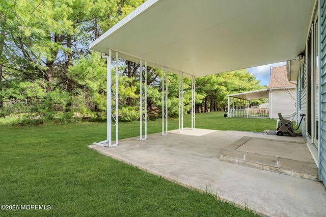 27 Abergele Drive, Toms River, NJ 08757