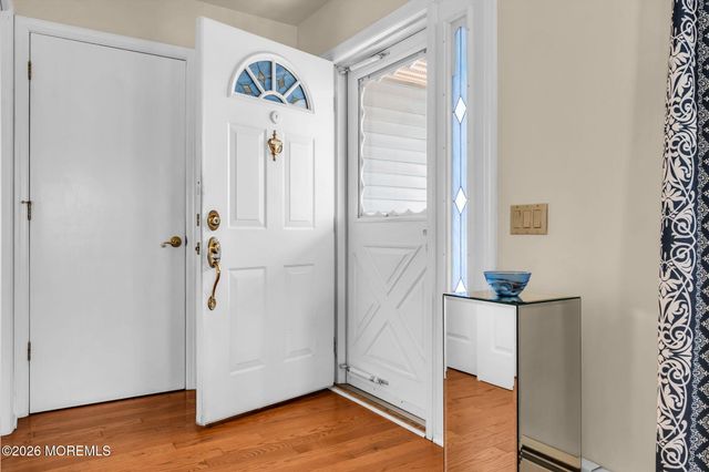 27 Abergele Drive, Toms River, NJ 08757